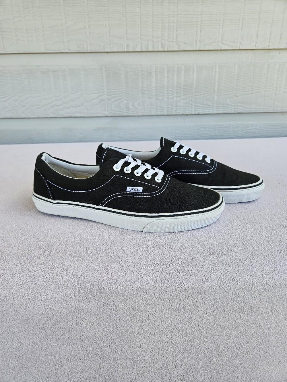 Vans Off the Wall Era Classic Low Top Canvas Sneakers Men SZ 10 Black White